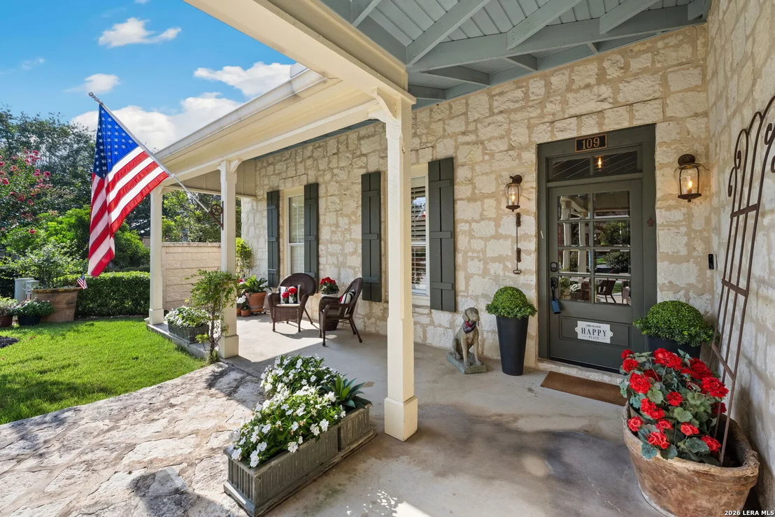 Photo of 109 Village Cir