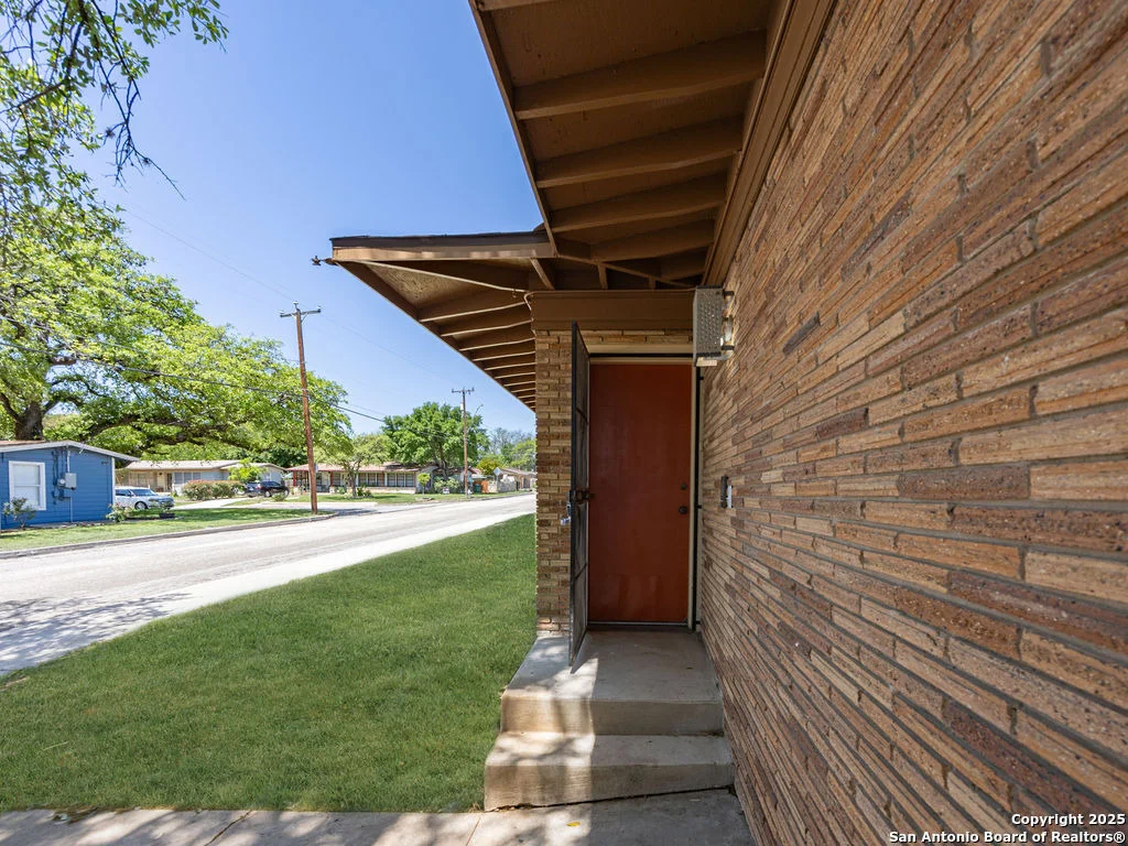 Photo of 68 Vaughan Pl