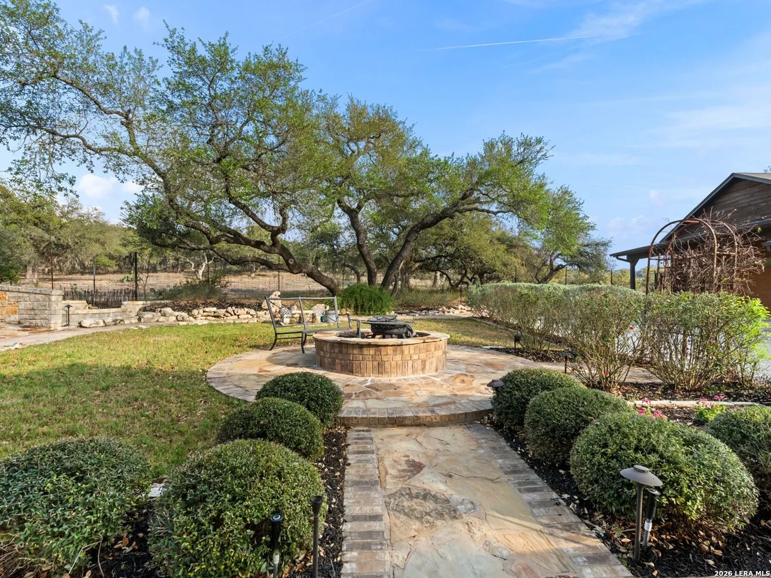 Photo of 1146 VICTORIA LN