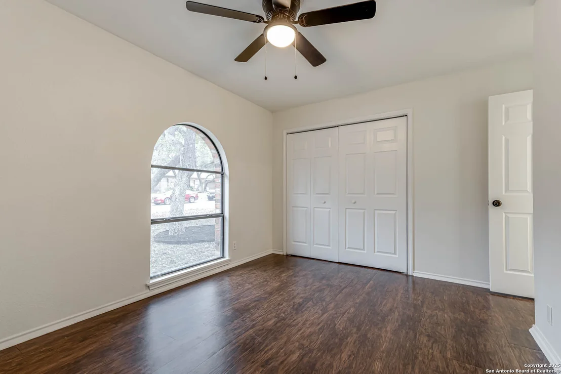 Photo of 7723 Crooked Brook