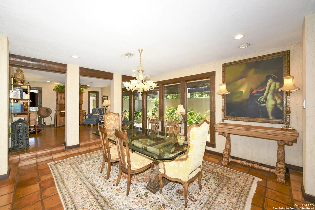 Photo of 320 MUSTANG CIR