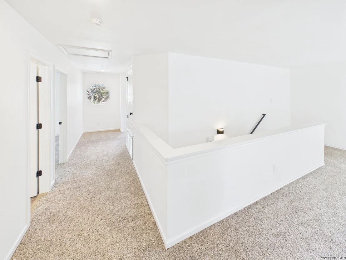 Photo of 2608 WESTOVER VW