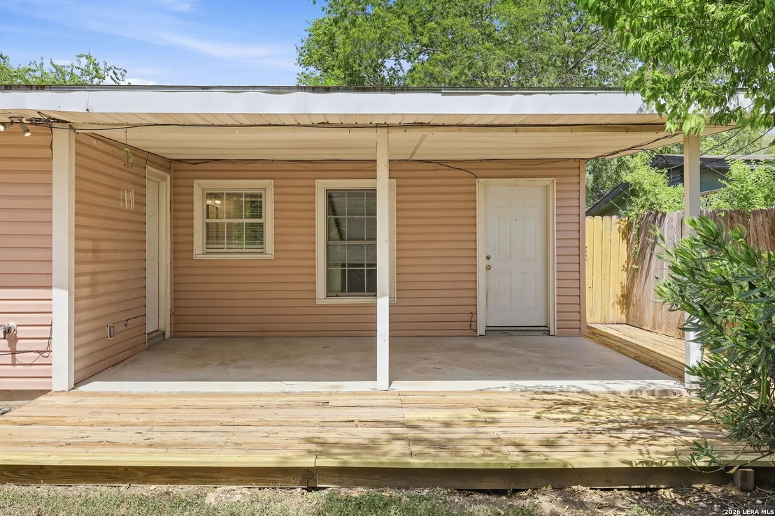 Photo of 358 TIMBERLANE DR