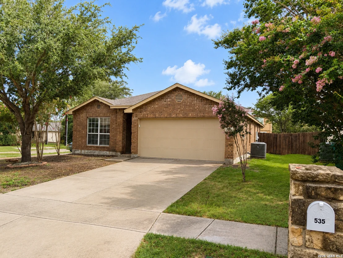 Photo of 535 DIANA DR