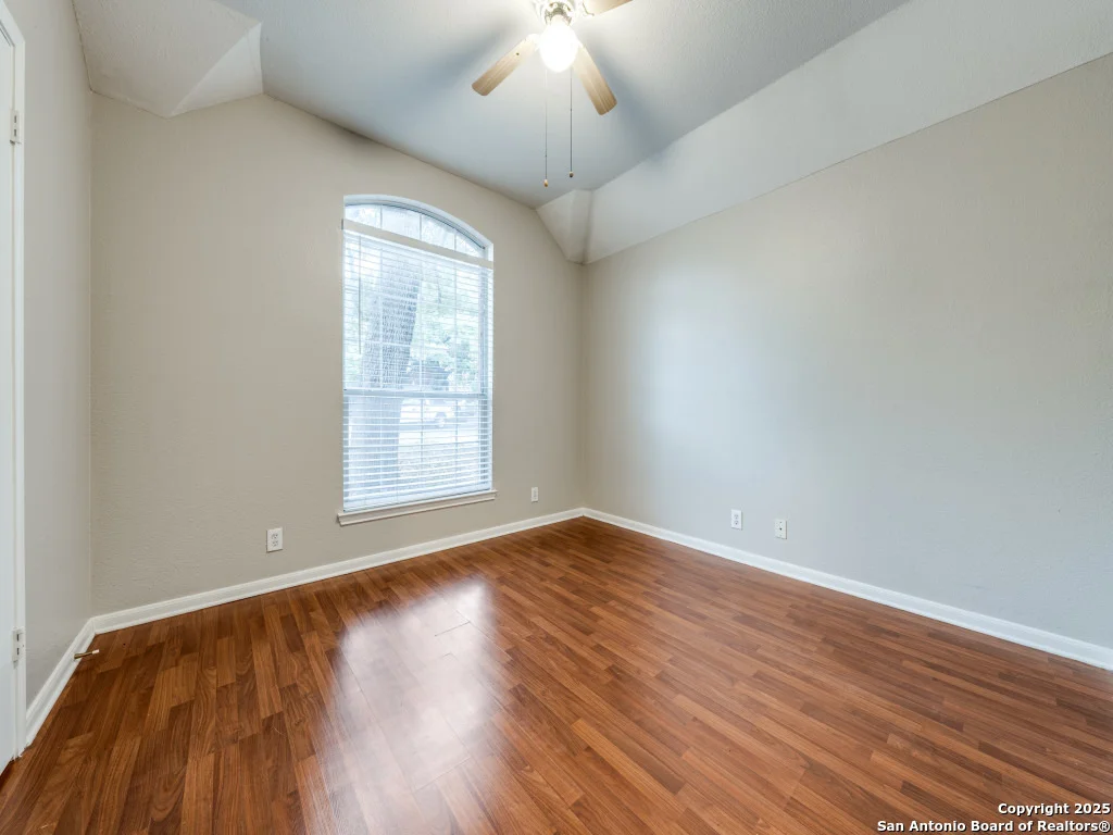 Photo of 12451 HART CLF