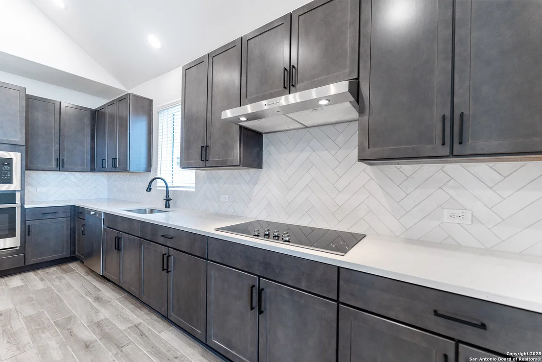 Photo of 154 Ednie Ln