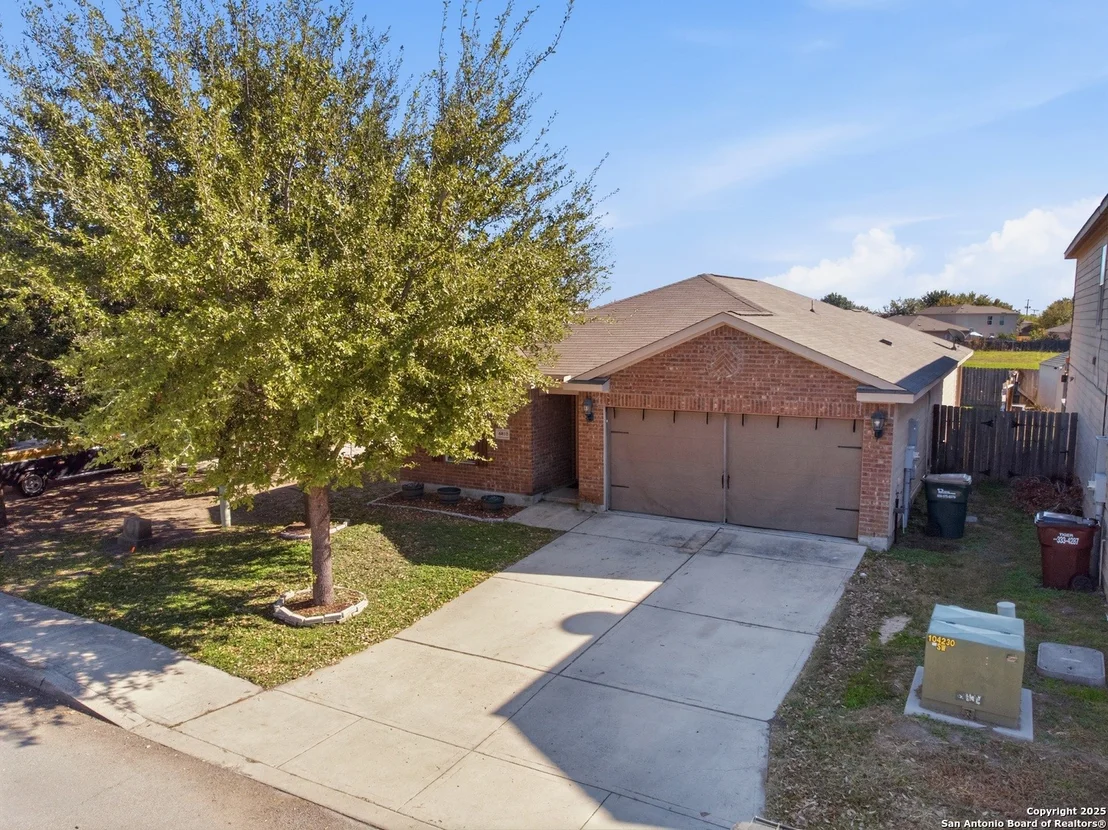 Photo of 6810 Luckey