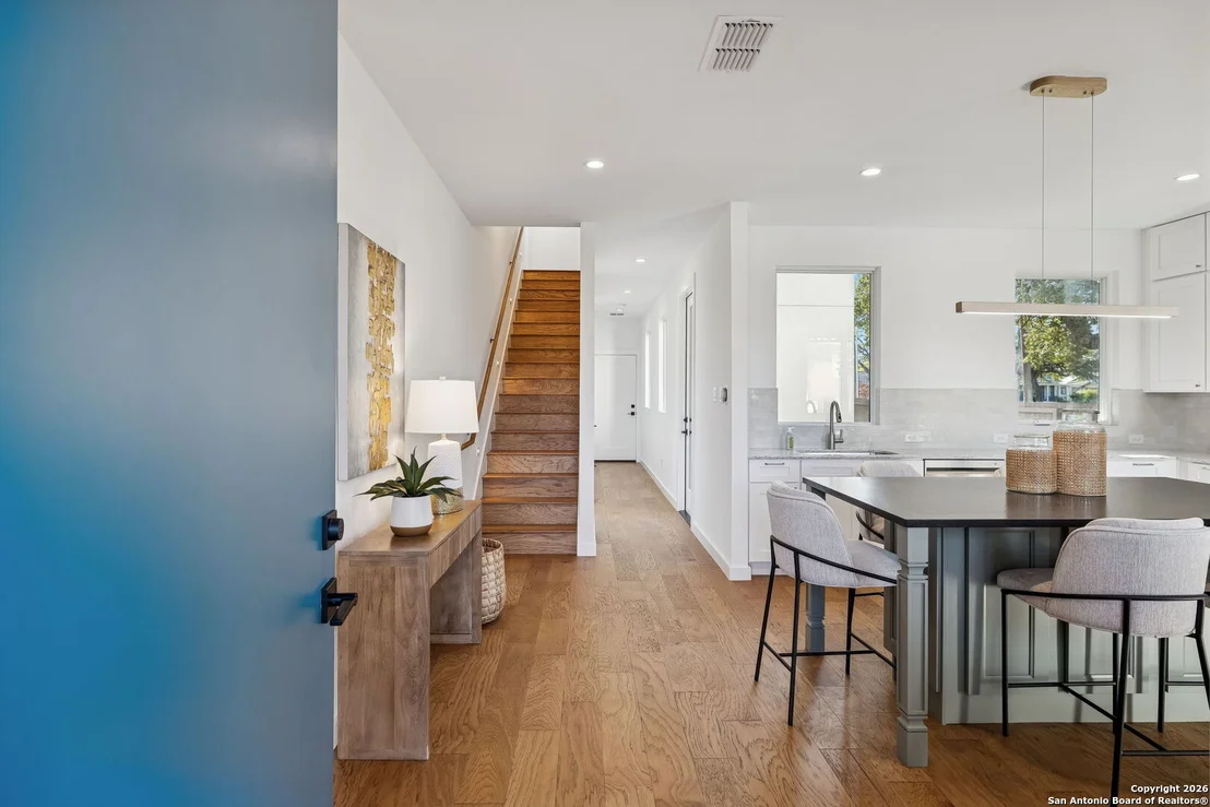 Photo of 502 McMonigal