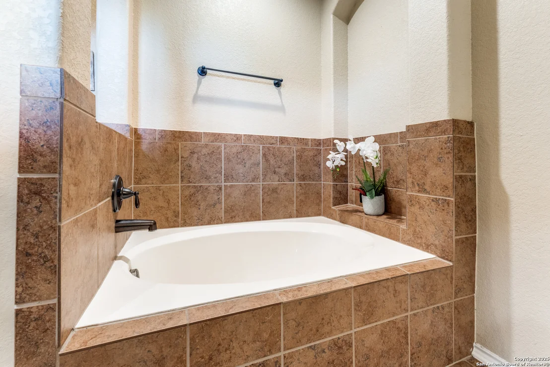Photo of 8602 Key South Way