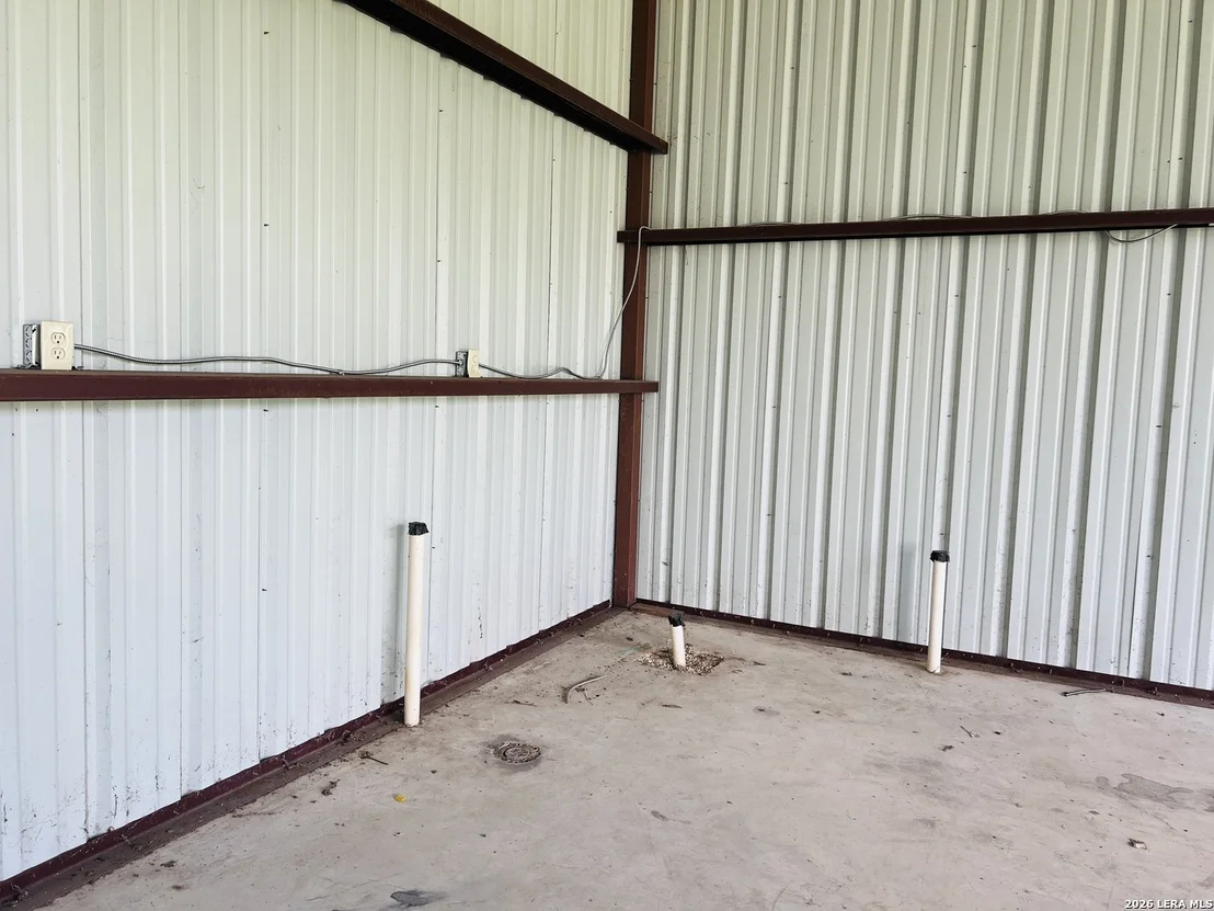 Photo of 537 Longhorn