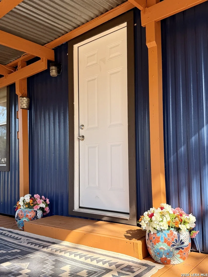 Photo of 721 Oak Dr