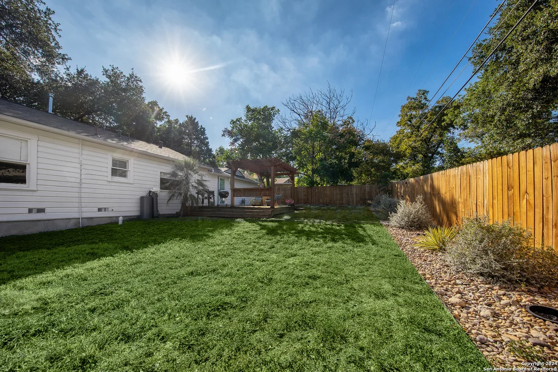 Photo of 235 RETAMA PL