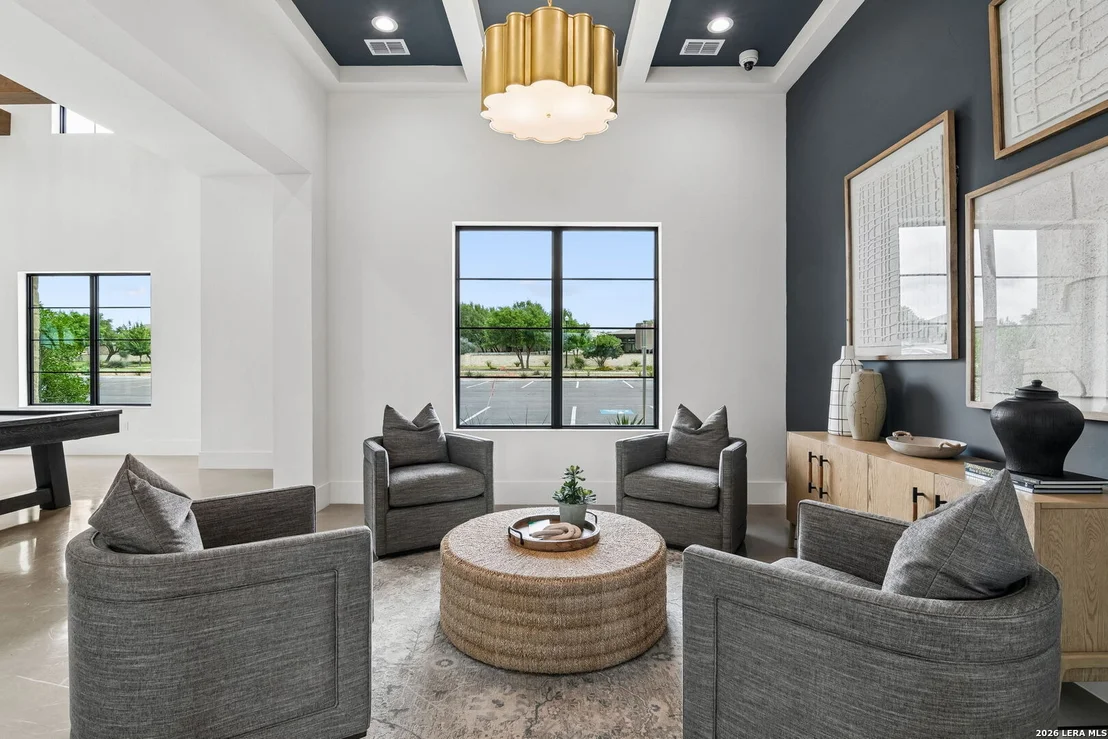 Photo of 121 Cimarron Crk