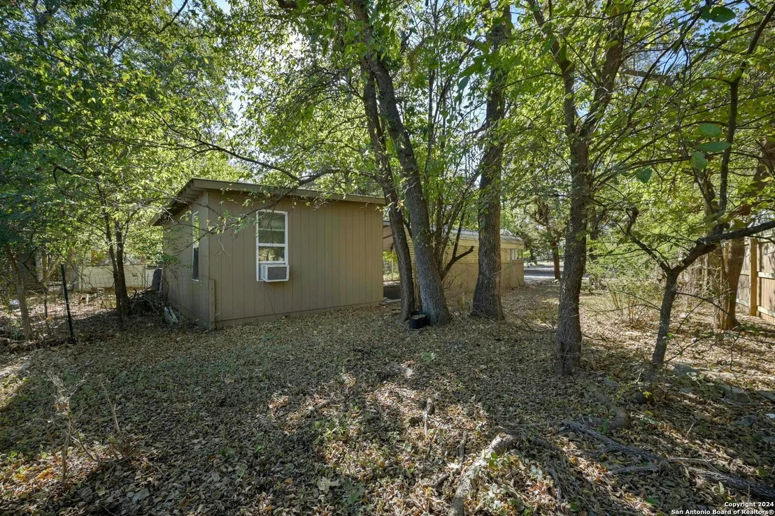Photo of 1007 Red Bud Drive