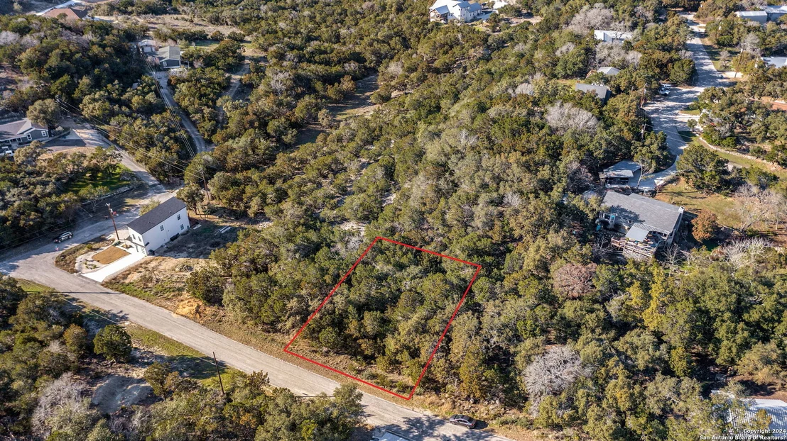 Photo of 773 FIREFLY DR