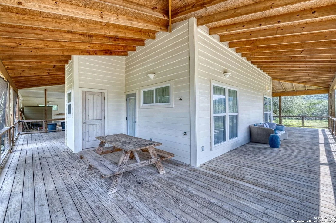 Photo of 565 Loop Rd.