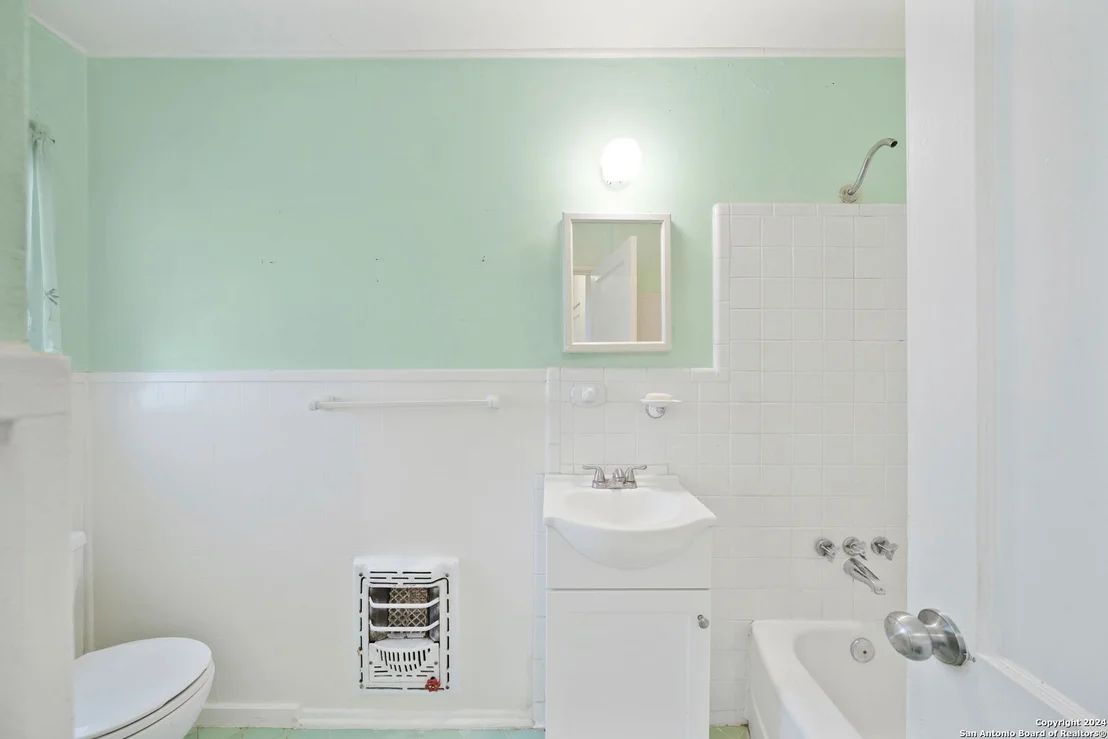 Photo of 434 Sumner Dr