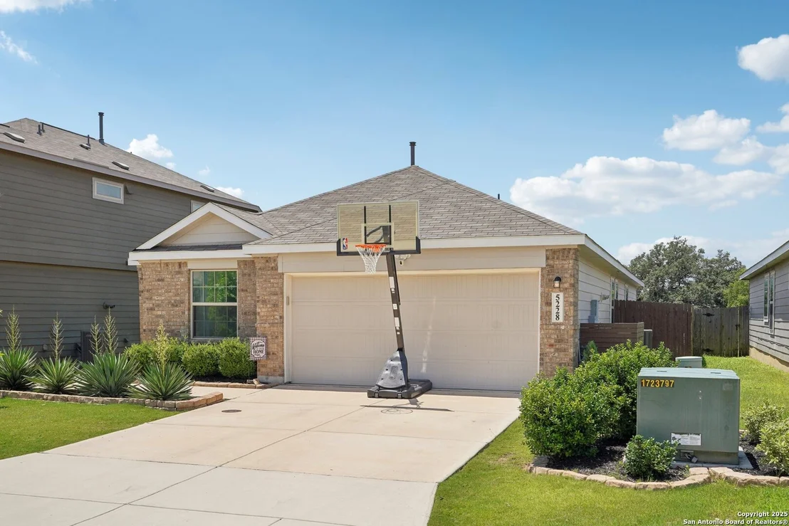 Photo of 5228 Honeyflower