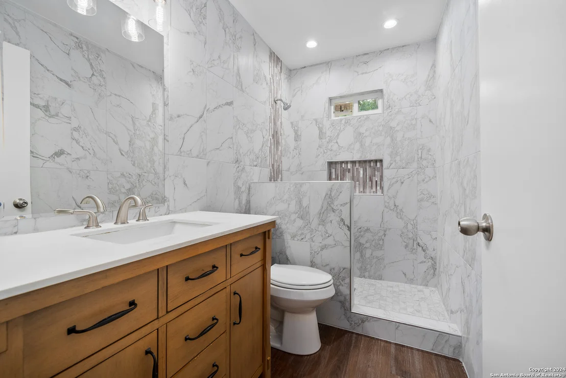 Photo of 1110 Stratton