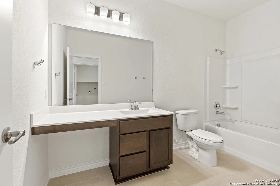 Photo of 405 Panther Way