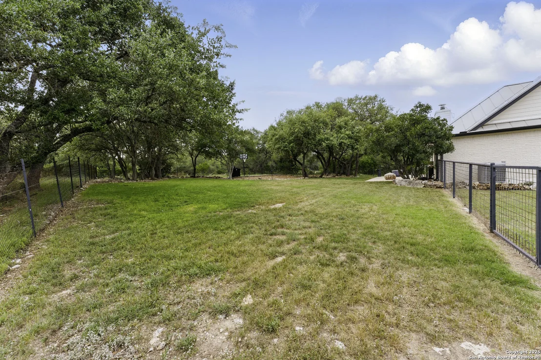 Photo of 725 Winding View