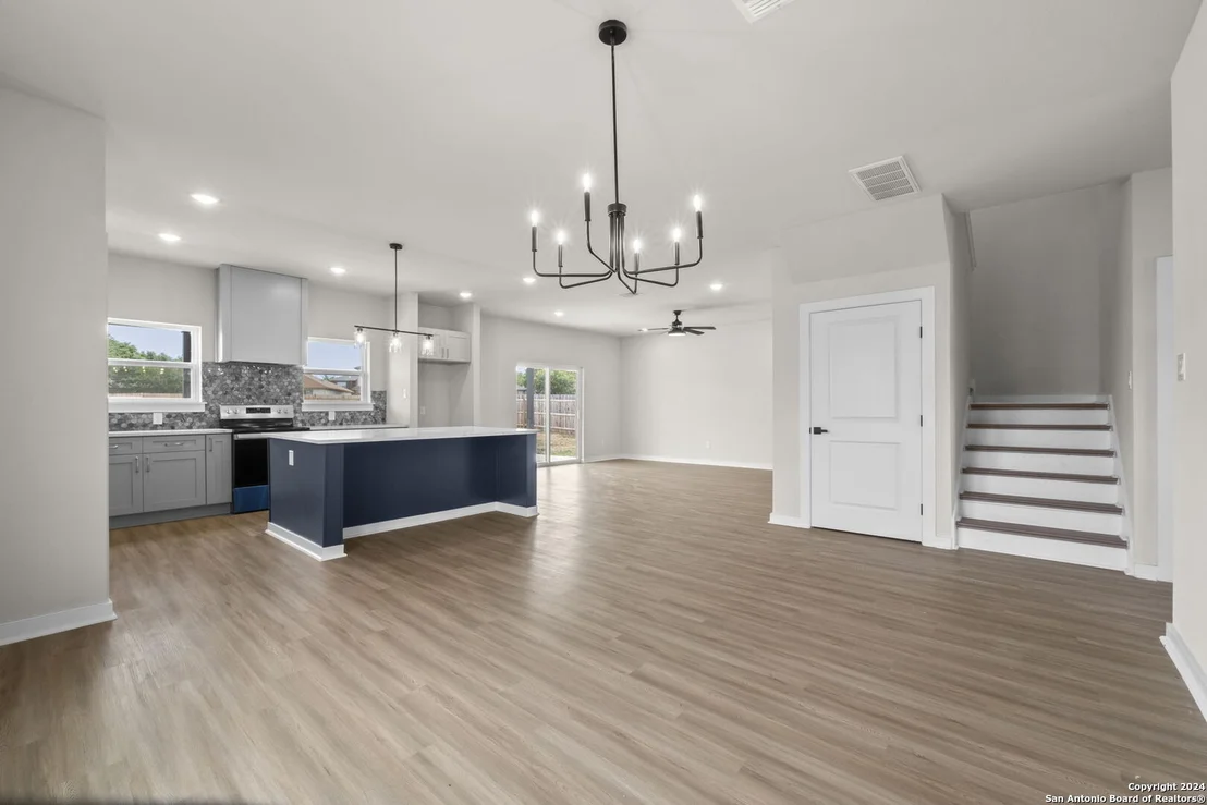 Photo of 8903 TWINCREEK FARM