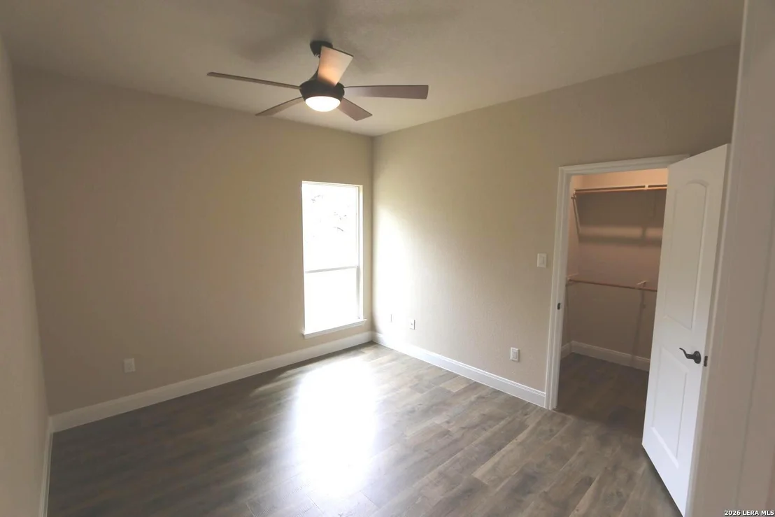 Photo of 193 Oak Fields Dr