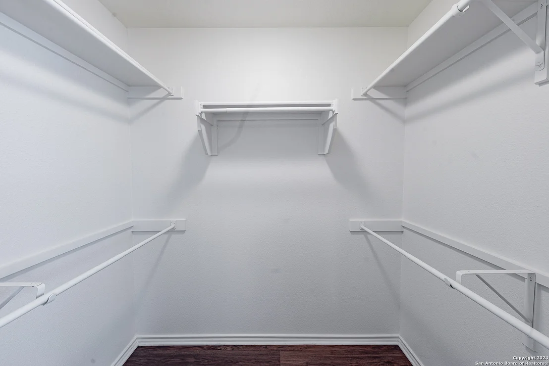 Photo of 5120 STORM KING