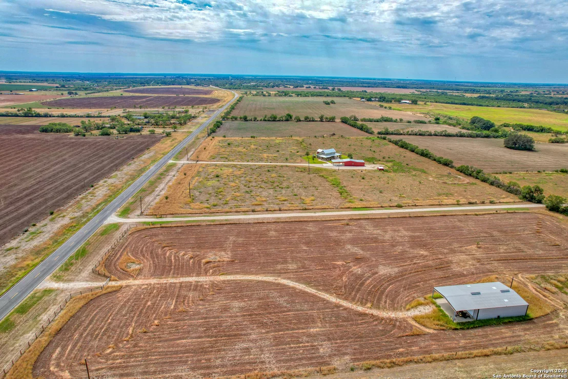 Photo of 2371 N Ranch Road 187