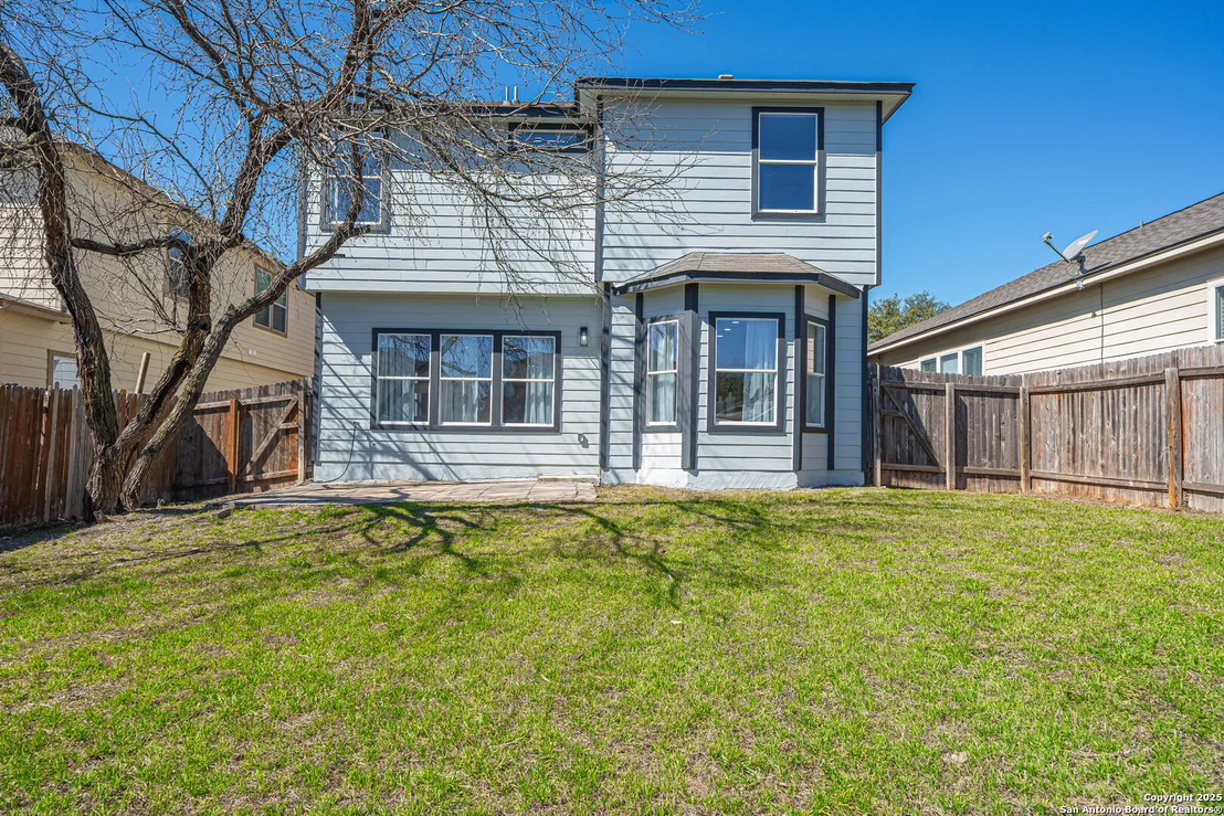 Photo of 714 Antler Post