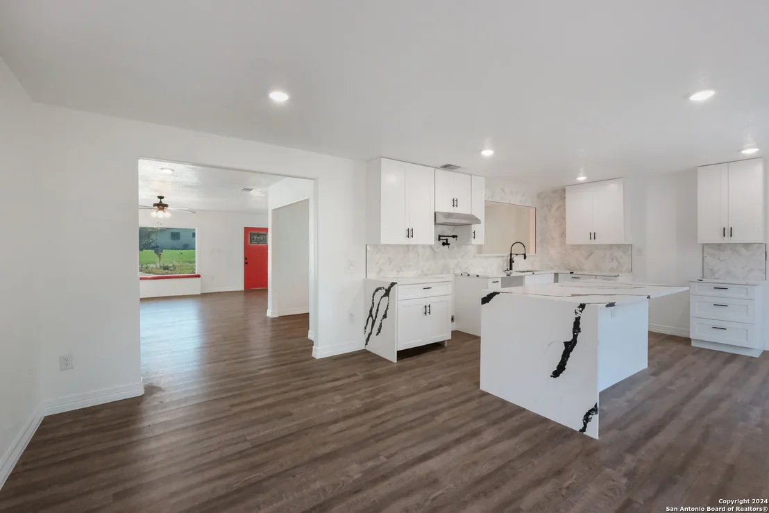 Photo of 103 WARING DR