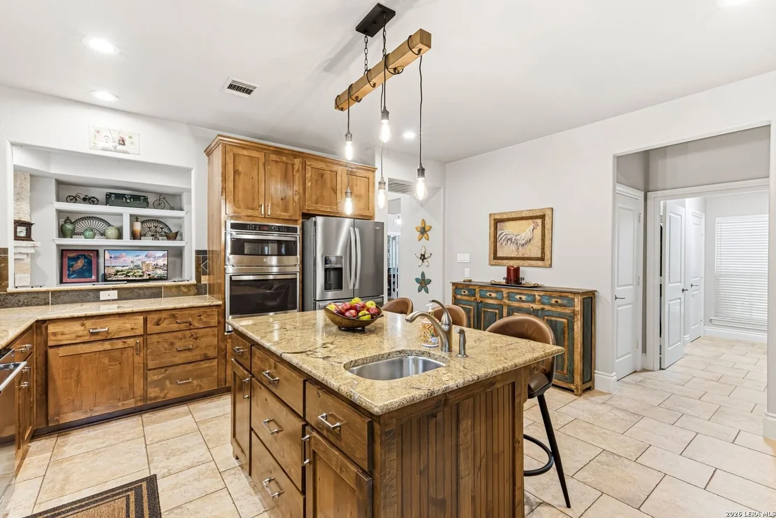 Photo of 900 INDIGO RUN DR