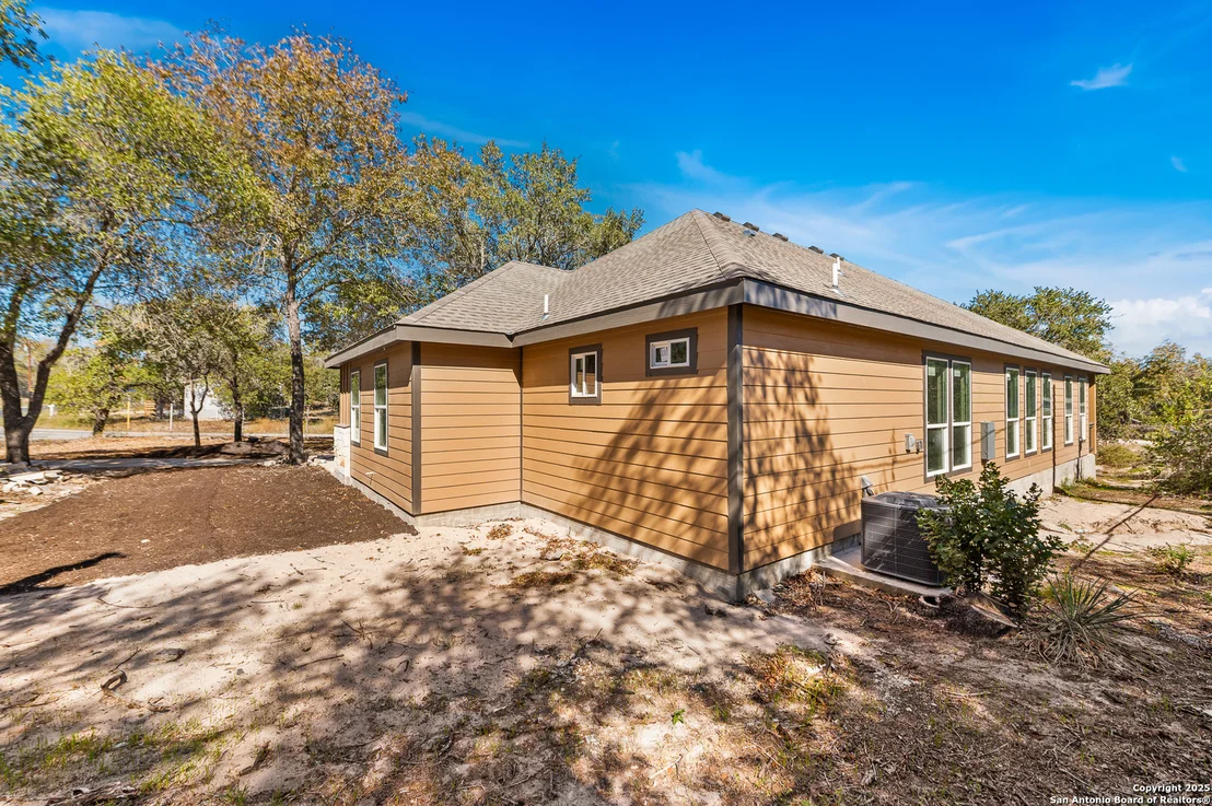 Photo of 23102 Shady Forest