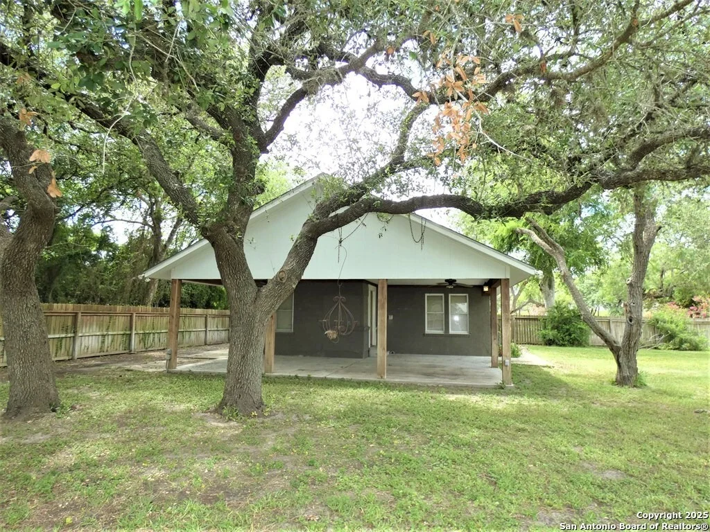 Photo of 158 Bronco Lane