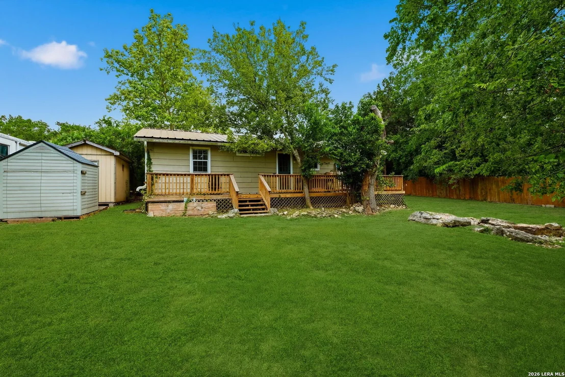 Photo of 28614 Waterview Dr