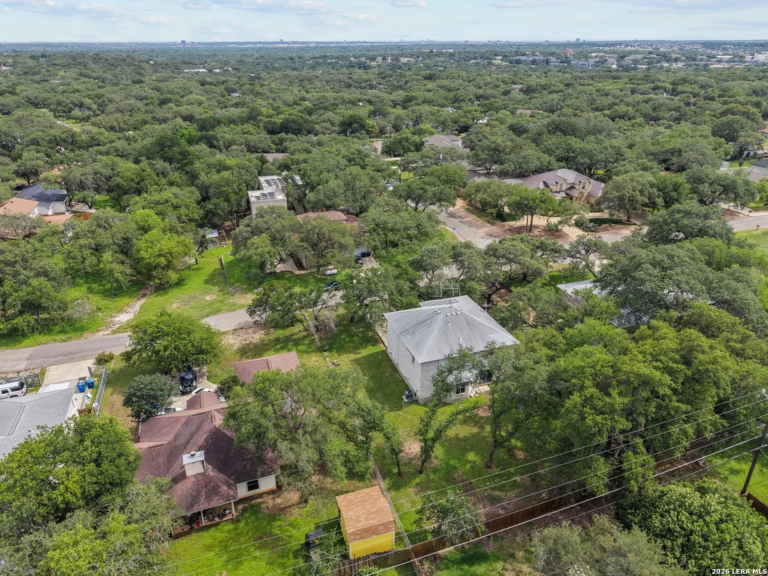Photo of 1923 TOWN OAK DR