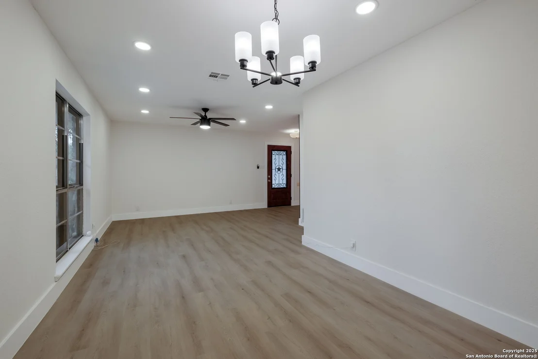 Photo of 6006 Forest Ledge