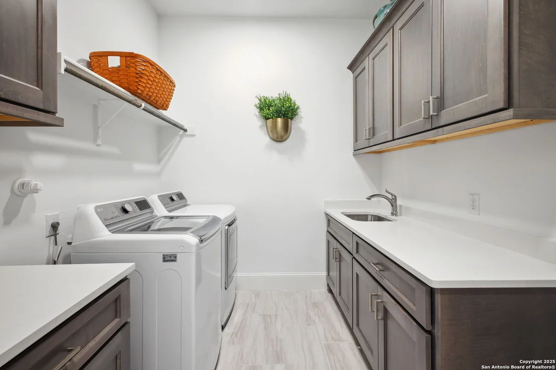 Photo of 4104 Abasolo