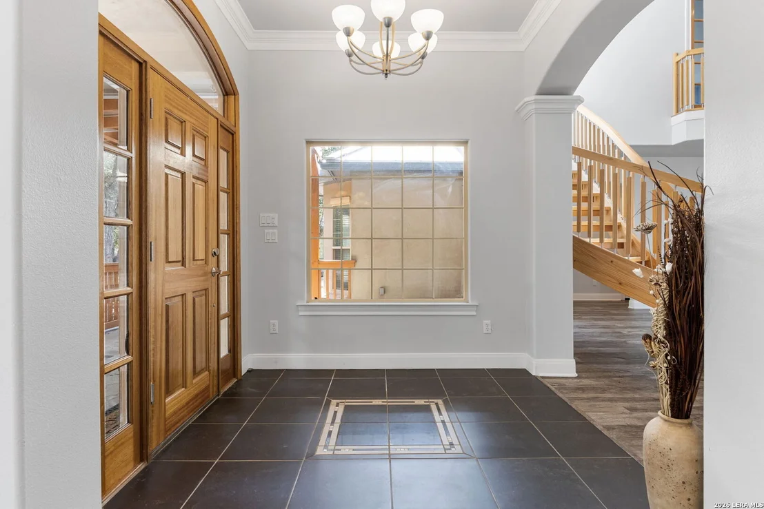 Photo of 373 Wentworth