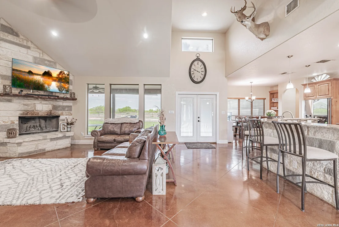 Photo of 946 County Road 361