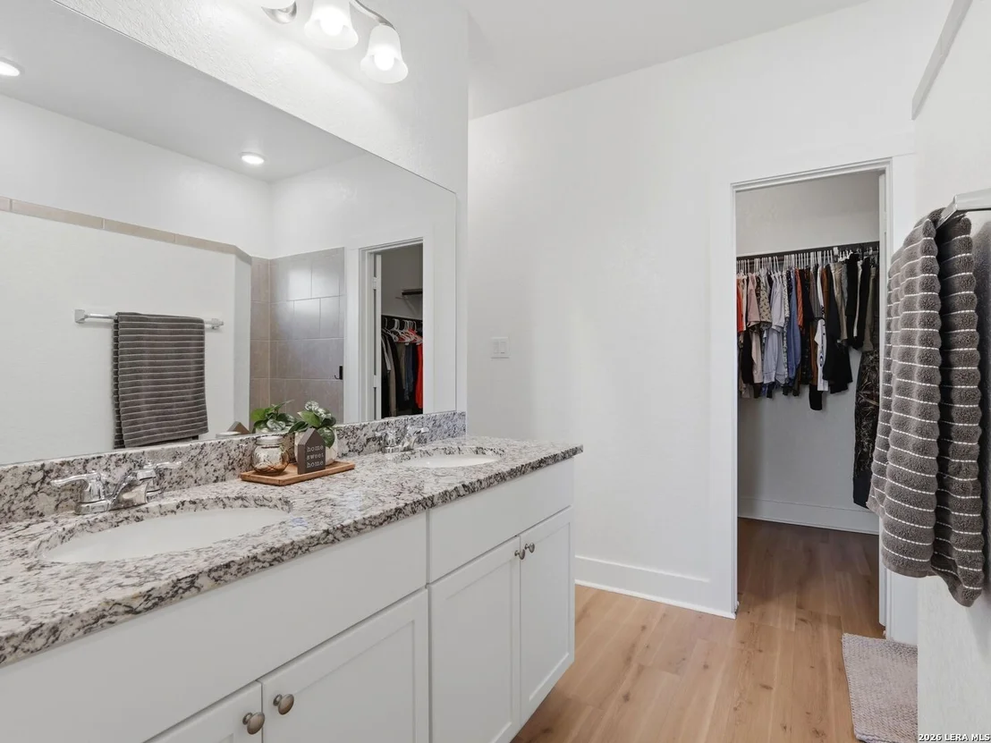 Photo of 598 Summersweet