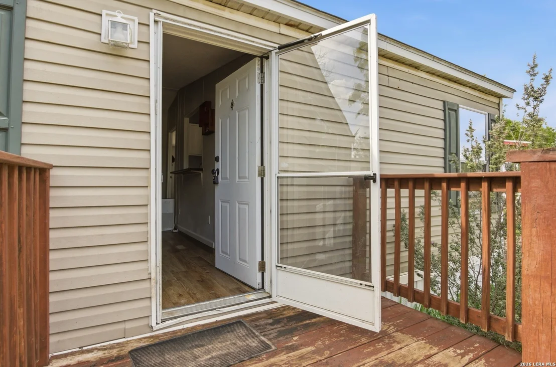 Photo of 1105 WALNUT ST