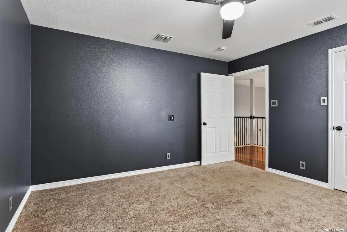 Photo of 8206 VALLEY WL