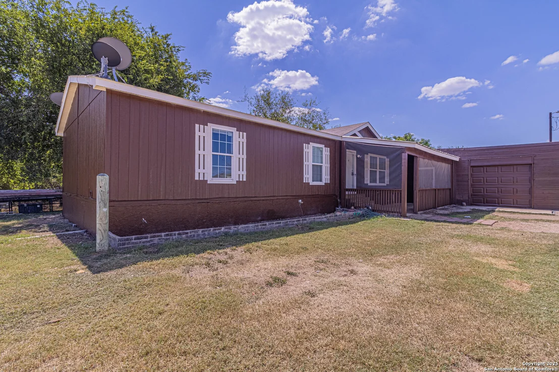 Photo of 755 County Road 6753