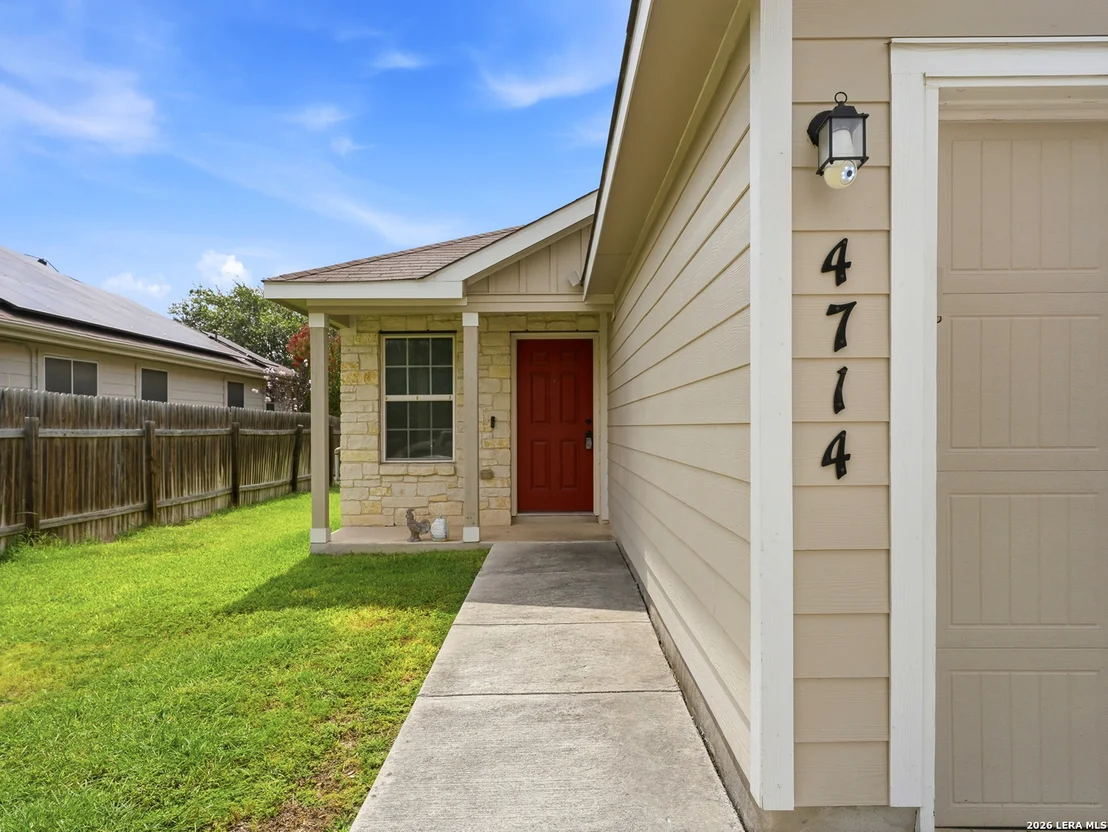Photo of 4714 Everett Loop