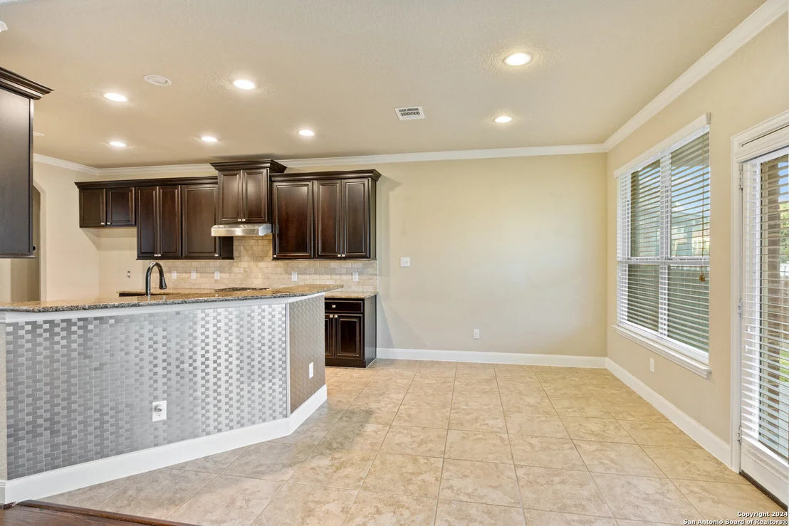 Photo of 5326 Tulip Bend