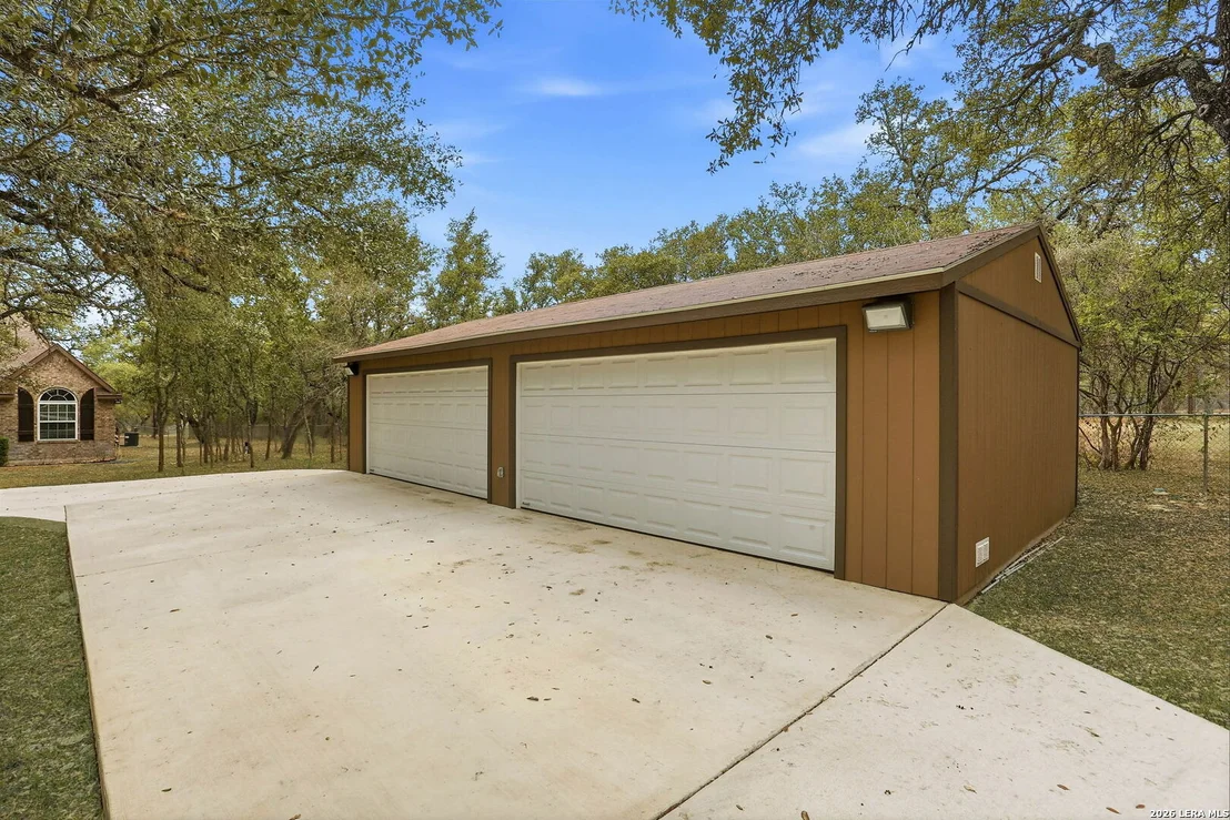 Photo of 813 County Road 375
