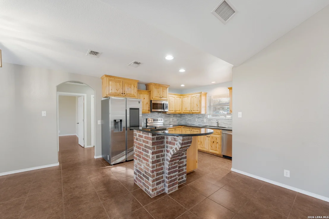 Photo of 521 JACOBS LN