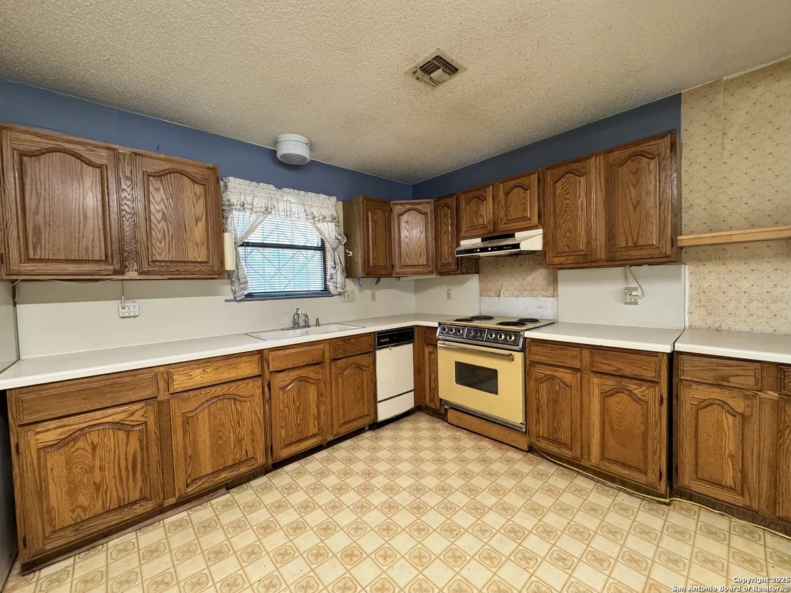 Photo of 4127 Pleasanton