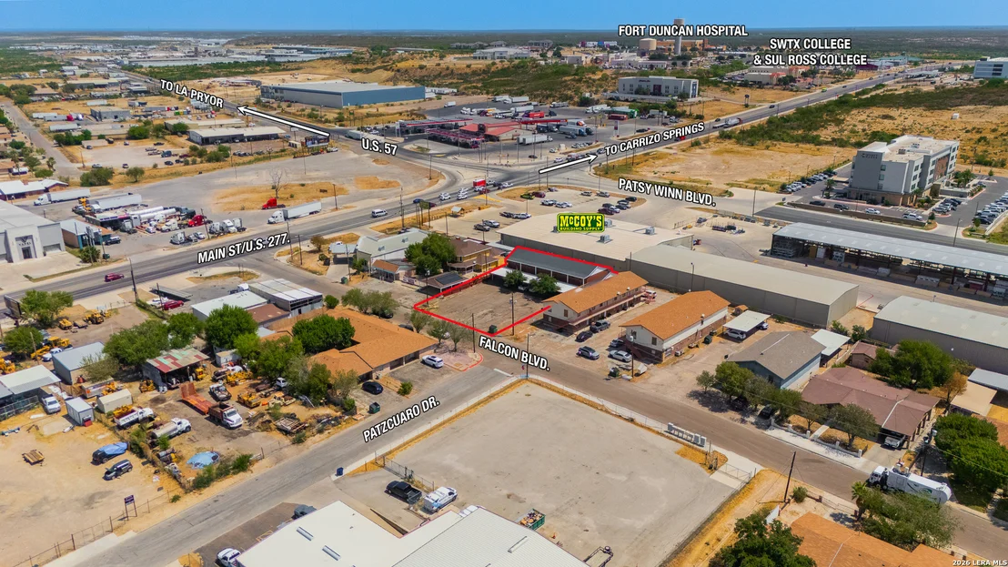 Photo of 121 Falcon Blvd